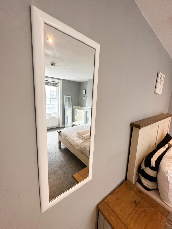 לונדון Number 27 Guesthouse מראה חיצוני תמונה